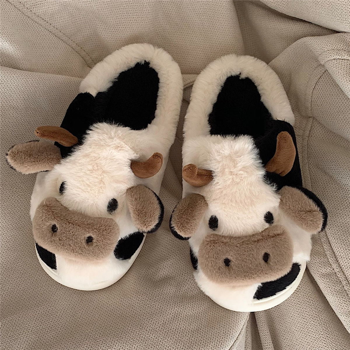 Cute Cow Animal Slipper For Women Girls Fashion Kawaii Soft Fluffy Winter Warm Slippers Woman Cartoon Milk Cow House Slippers Funny Shoes - 图片 3