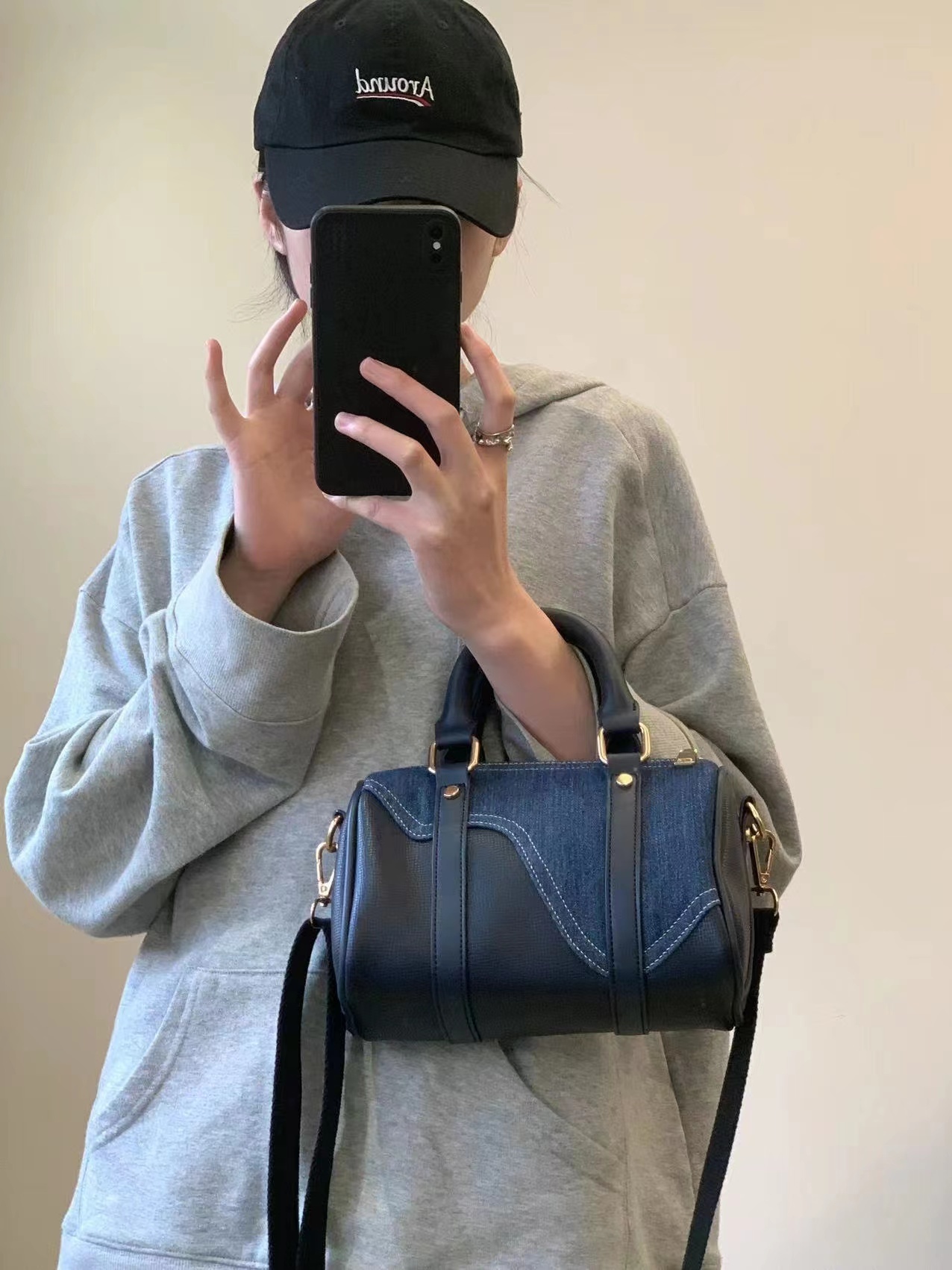 Retro Denim Patchwork Leather Boston Bag - 图片 5
