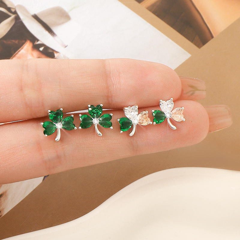 All-matching Women's Crystal Stylish Flower Earrings - 图片 4